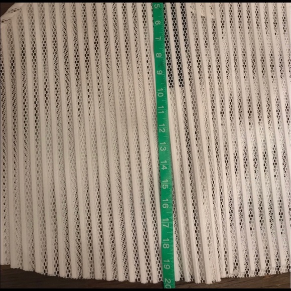 Milly Waffle Texture White Skirt with Black Band - Picture 5 of 7